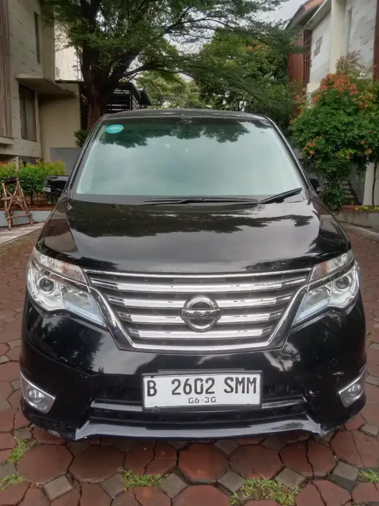Nissan Serena tipe hws elektrik jok kulit 2014 new  model