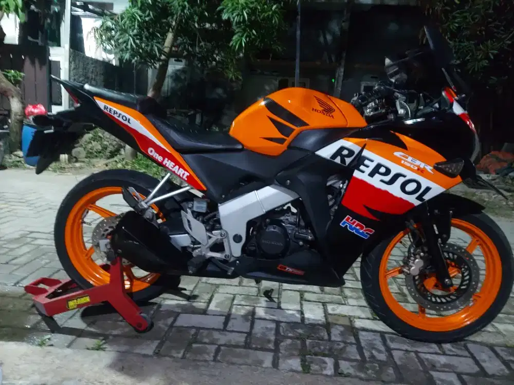 Honda CBR CBU 150 TH 2013