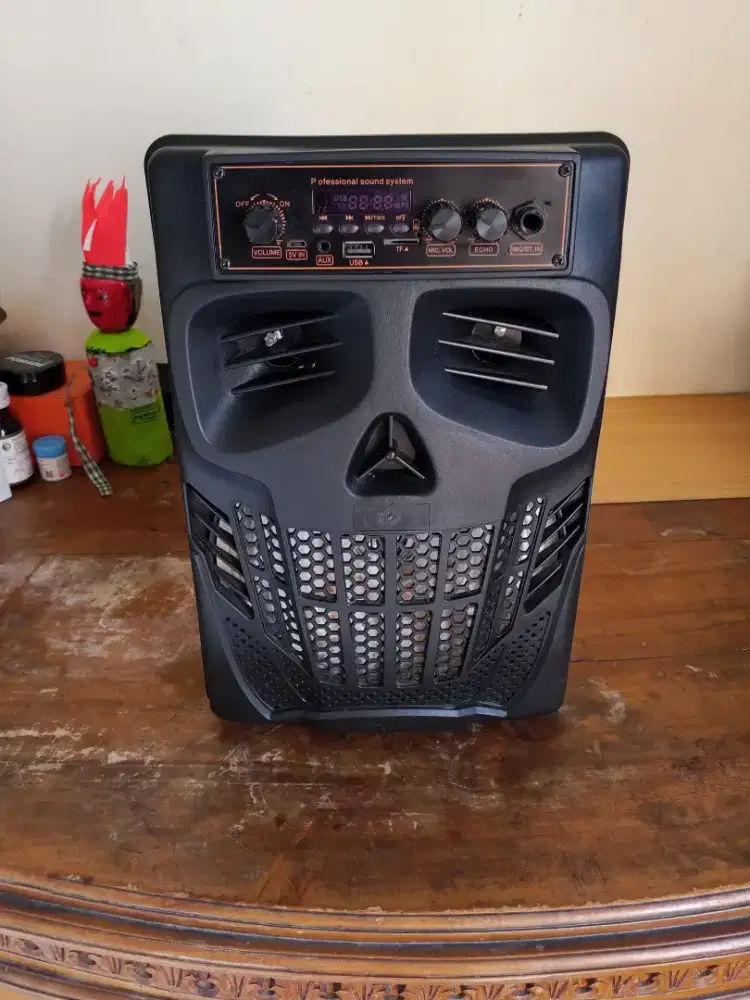 Speaker bluetooth 8 inci