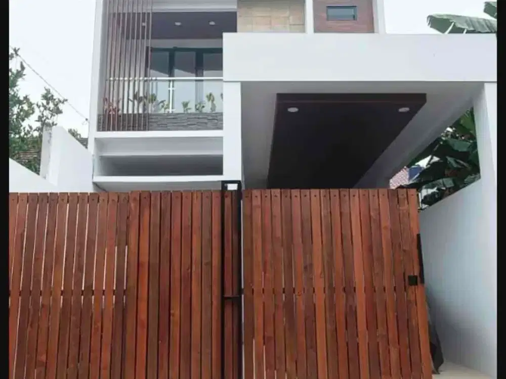 Dijual Rumah bangunan baru brand new 2 lantai ada taman belakang harga 2,9 M luas 150 m2 lebar 6x25 parkir bisa 2 mobil row jalan lebar 2 mobil dalam komplek di pondok kelapa Jakarta timur