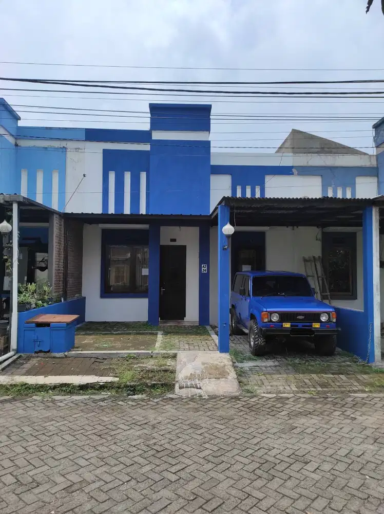 Dijual Rumah Lokasi Strategis dekat Stasiun Kereta Cepat