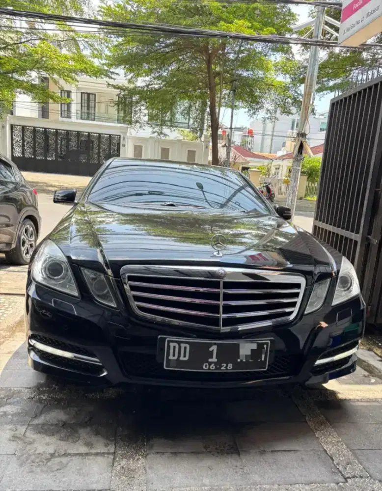 Mobil bekas baik