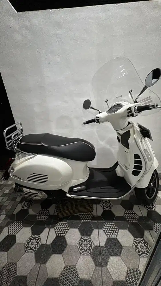 GTS 150 Iget Facelift ISTIMEWA Super LOW KM