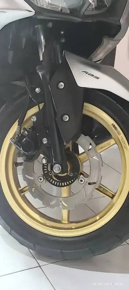 Yamaha aerox abs 2021