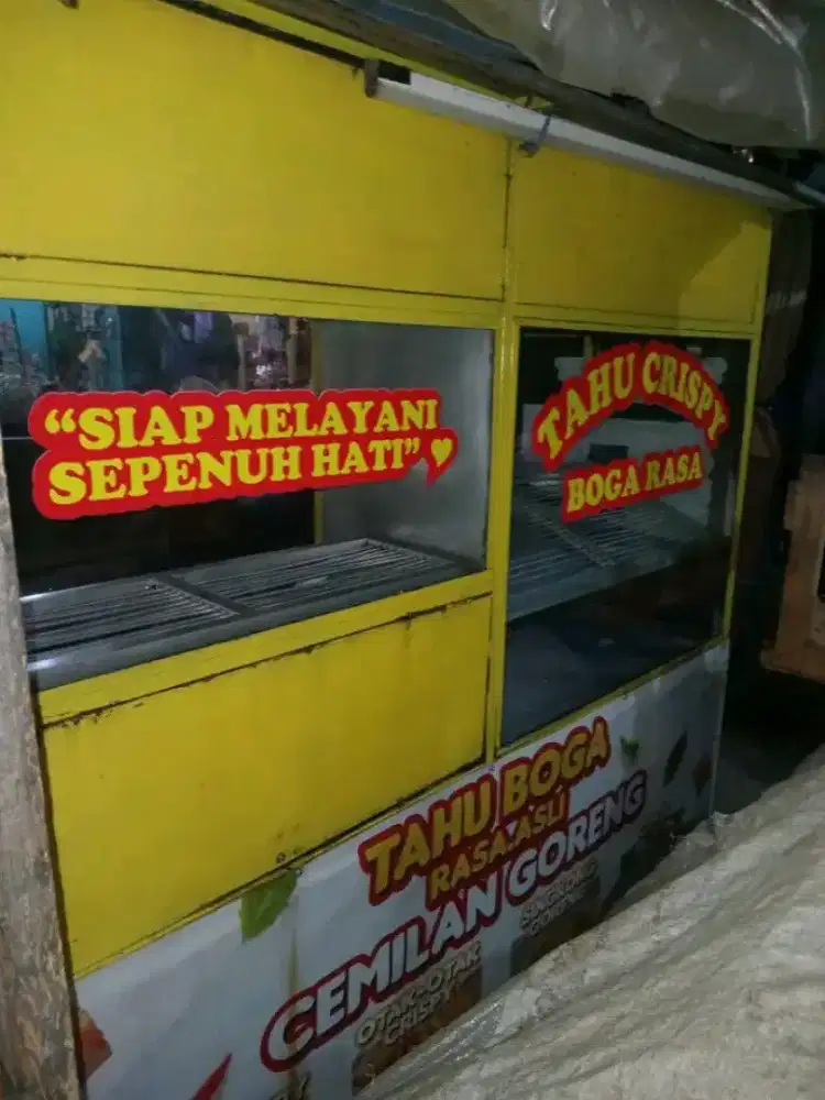 Dijual Gerobak Bekas jualan Tahu Crispy fullset+peralatan nya