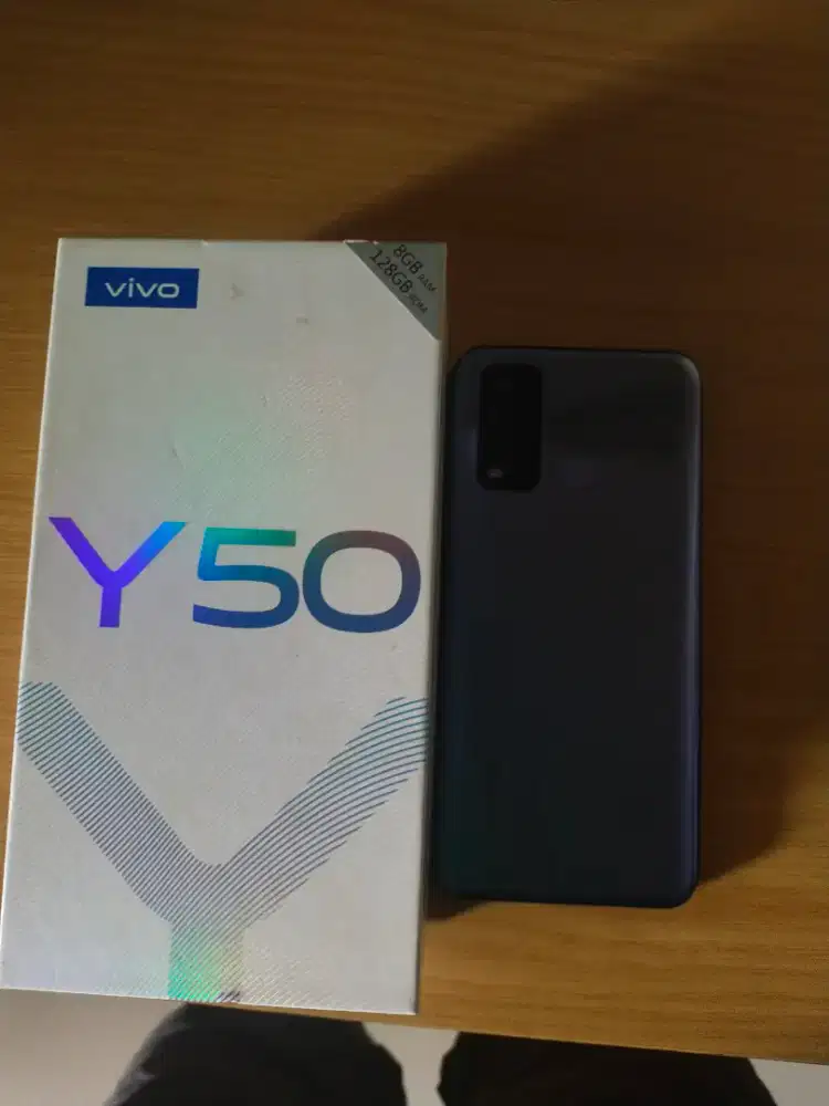 Handphone Vivo Y50