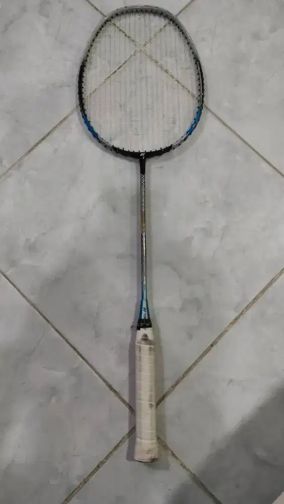 Raket yonex nanospeed 4500
