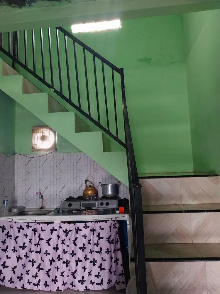 Jual rumah 2 lantai anti banjir