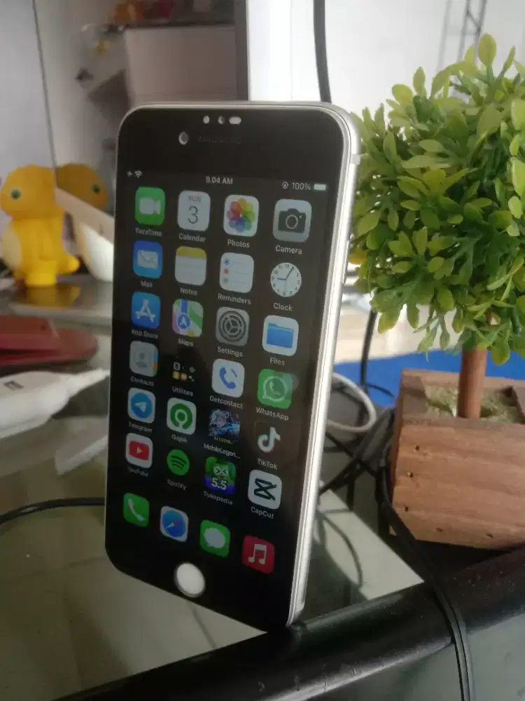 IPhone 8 64GB white