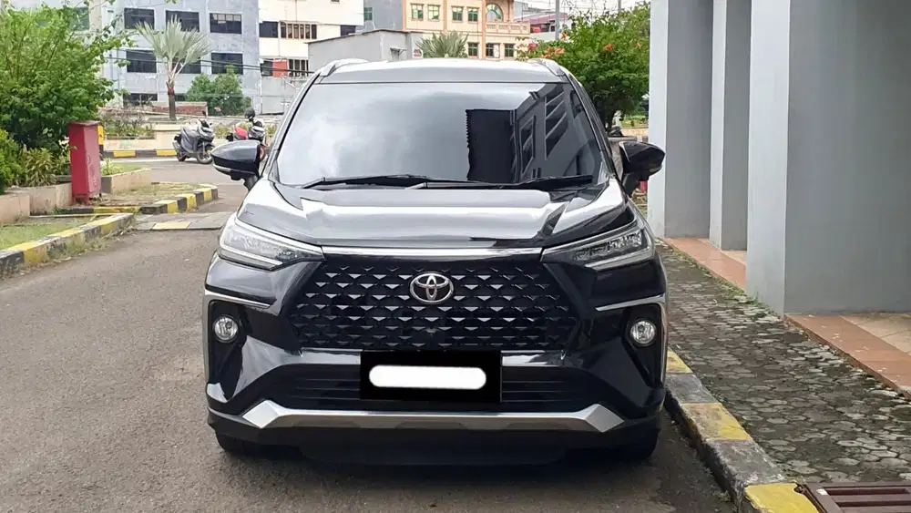 Toyota avanza veloz q cvt non tss 2021 hitam camera 360