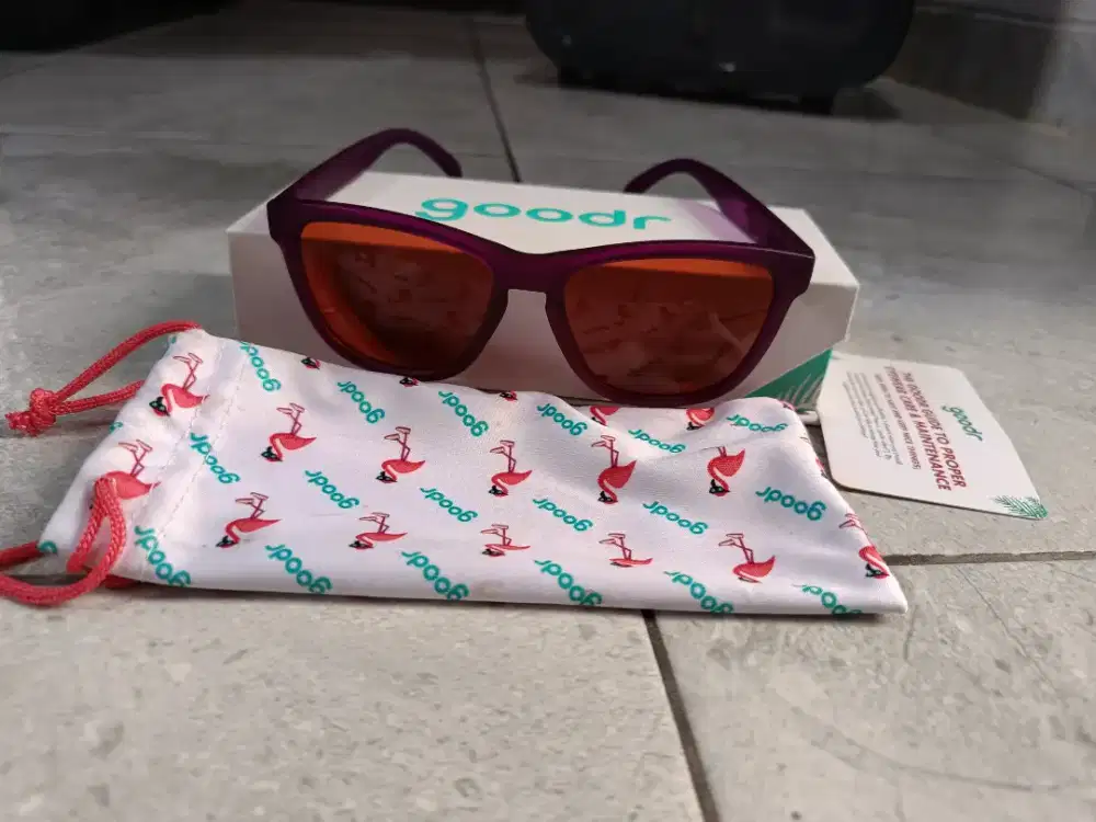 Kacamata Sunglasses Goodr Purple Like New