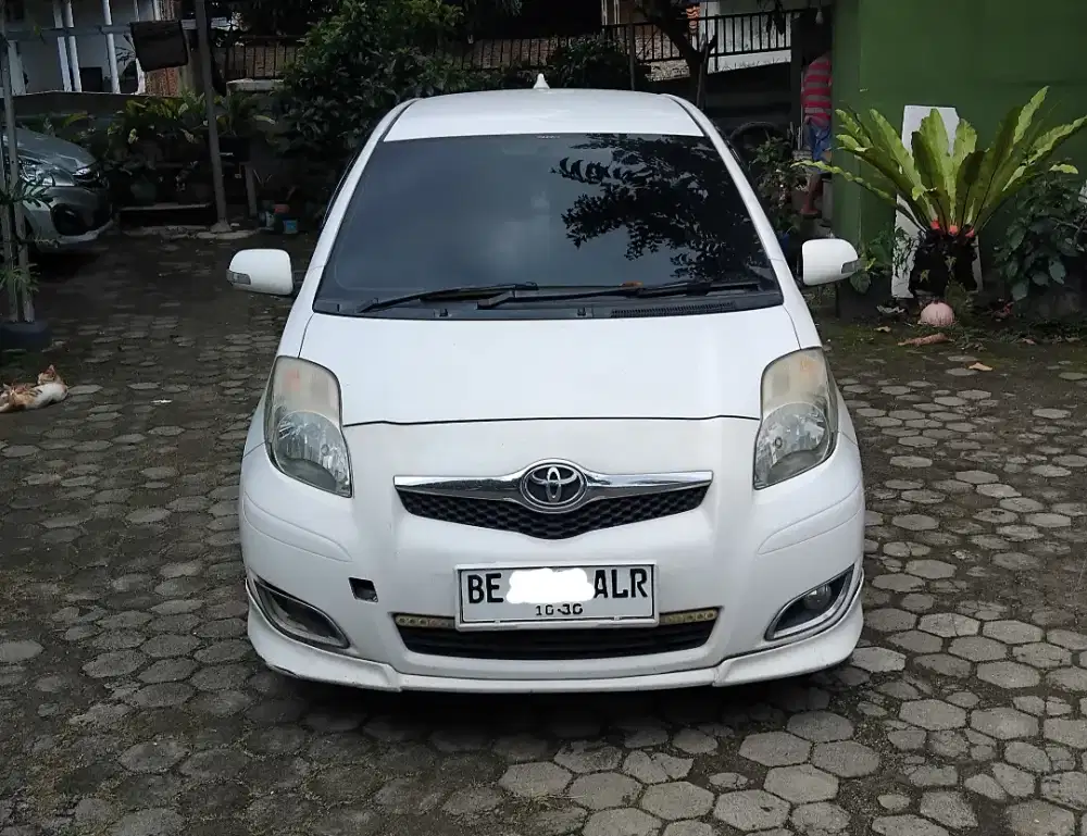 YARIS 1.5 S LIMITED AT 2011 TYPE TERTINGGI