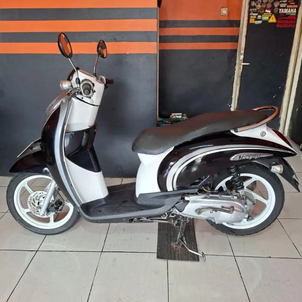 Scoopy karbu taun 2011
