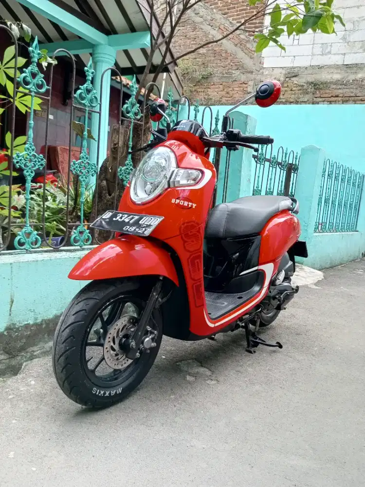 Mulus bagus terawat siap pakai Honda scoopy 2017