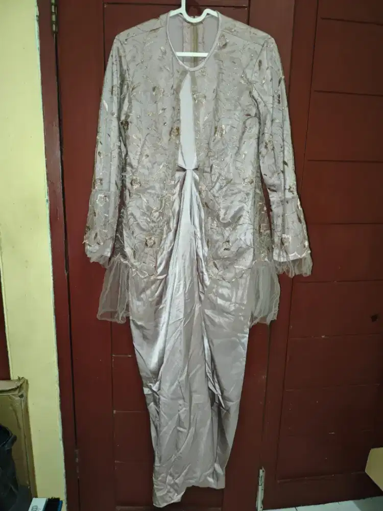 Kebaya Muslimah Modern