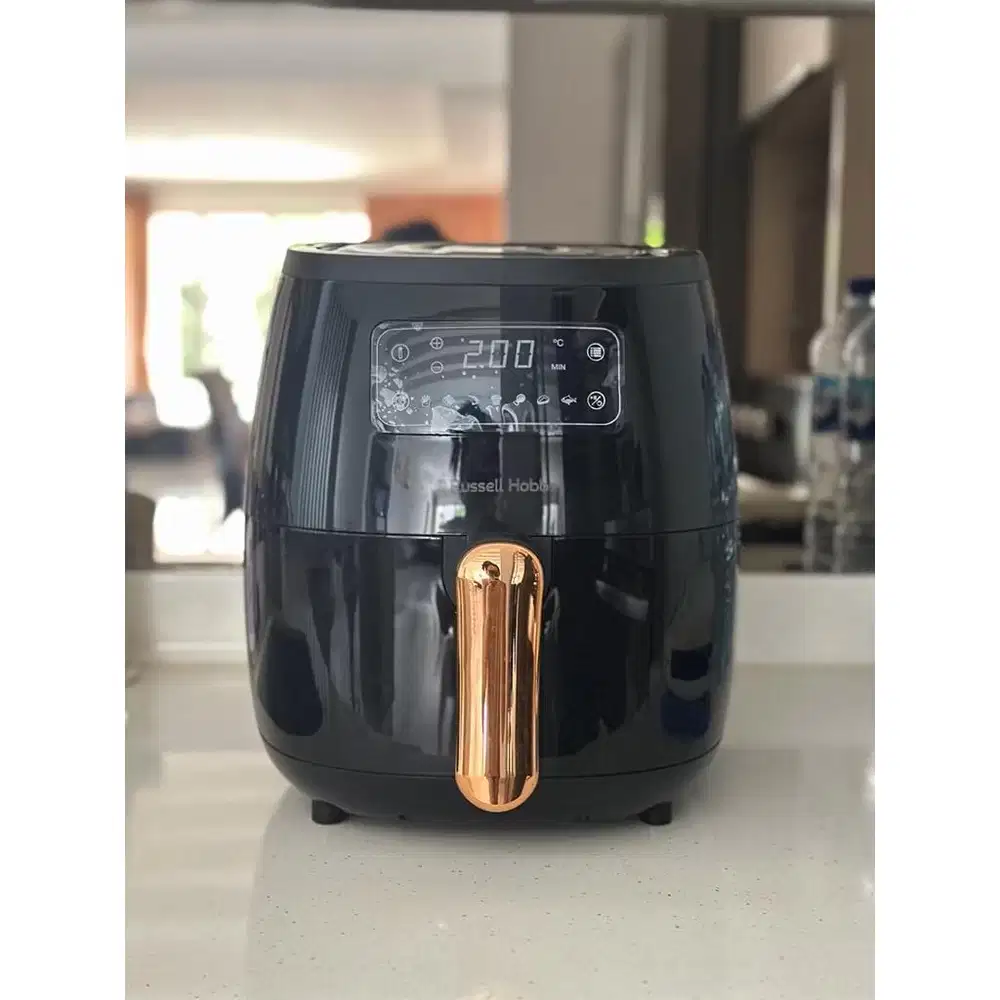 ( New ) Airfryer merk Russell Hoobs