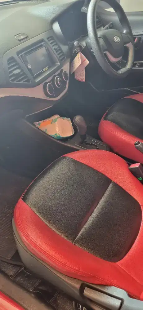Kia picanto 2012  merah an sendiri dari baru jarang pakai km dikit