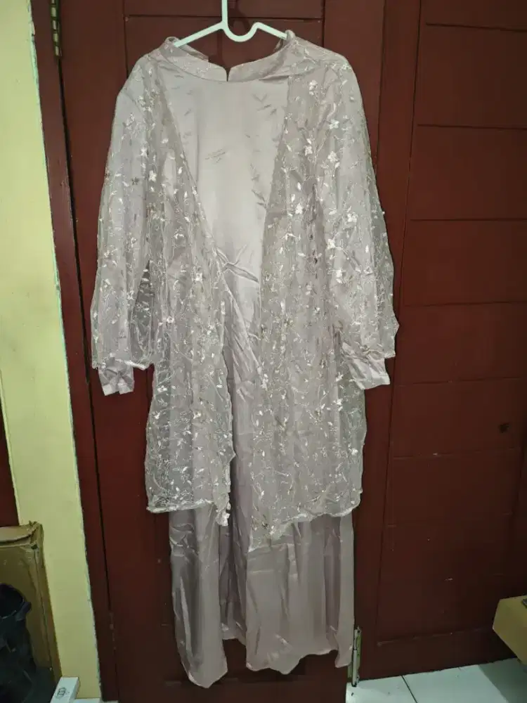 Kebaya Muslimah Modern