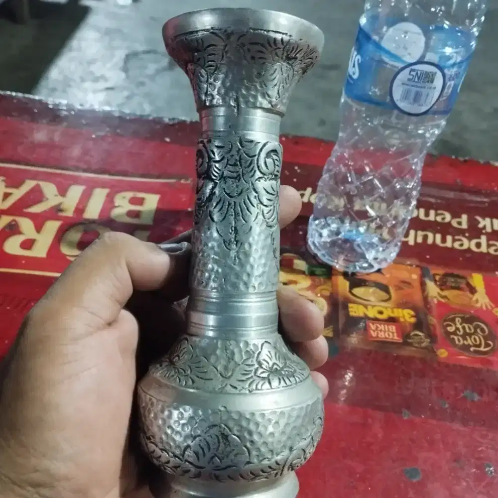 VAS Bunga Antik Ukir jaman Belanda