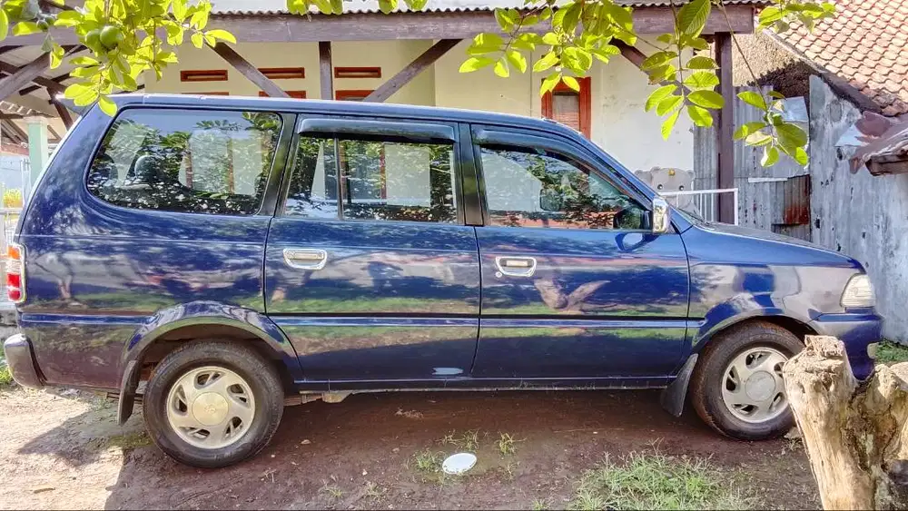 Kijang 2002 1,8cc manual sangat istimewa