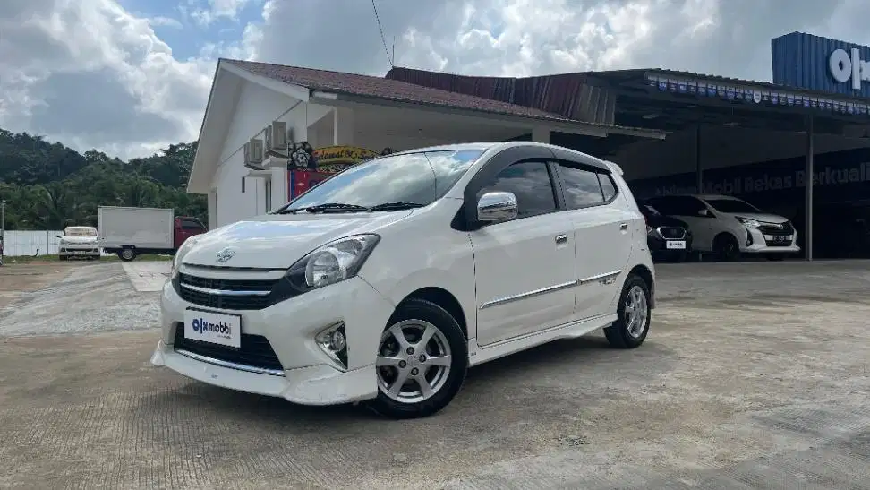 Toyota Agya 1.0 TRD Sportivo Bensin AT 2014 Putih