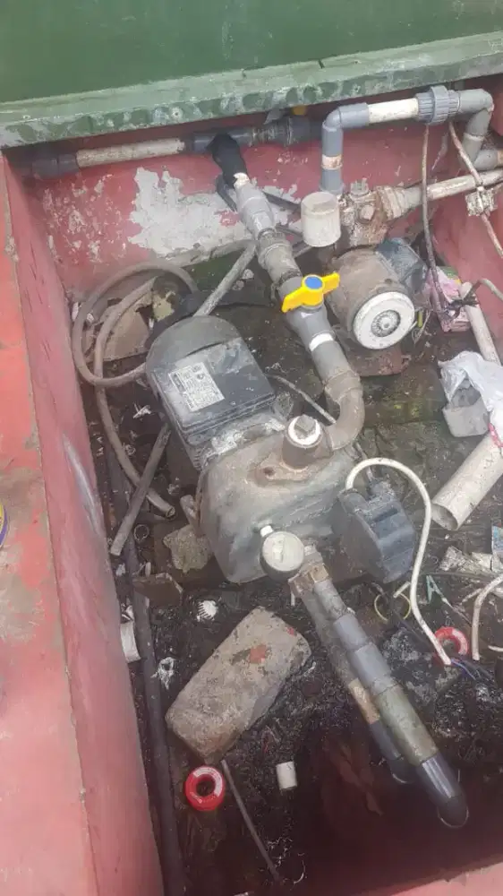 SERVICE PANGGILAN POMPA AIR { JETPUMP DAN SUBMERSIBLE }