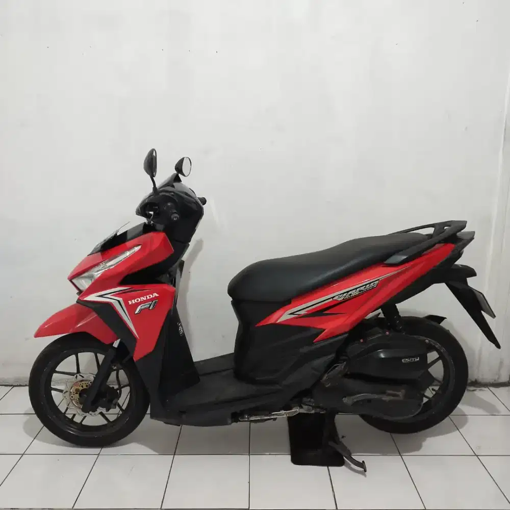 Honda Vario 125 LED OLD 2017 Mesin Aluss Lengkap Bagus