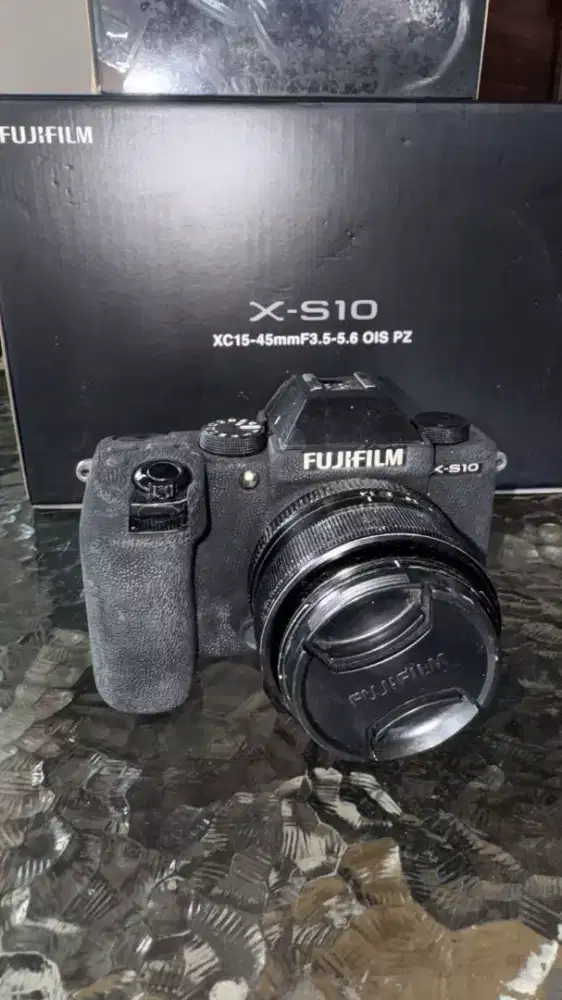 Fujifilm X-S10 Kit XC 15-45mm OIS PZ – Fullset, Mulus, Siap Pakai