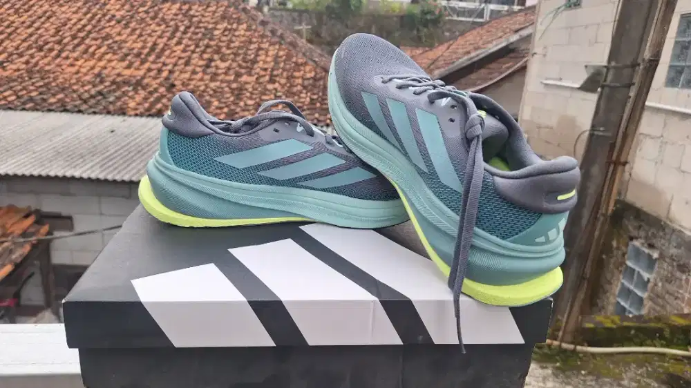 Sepatu adidas supernova rise 2