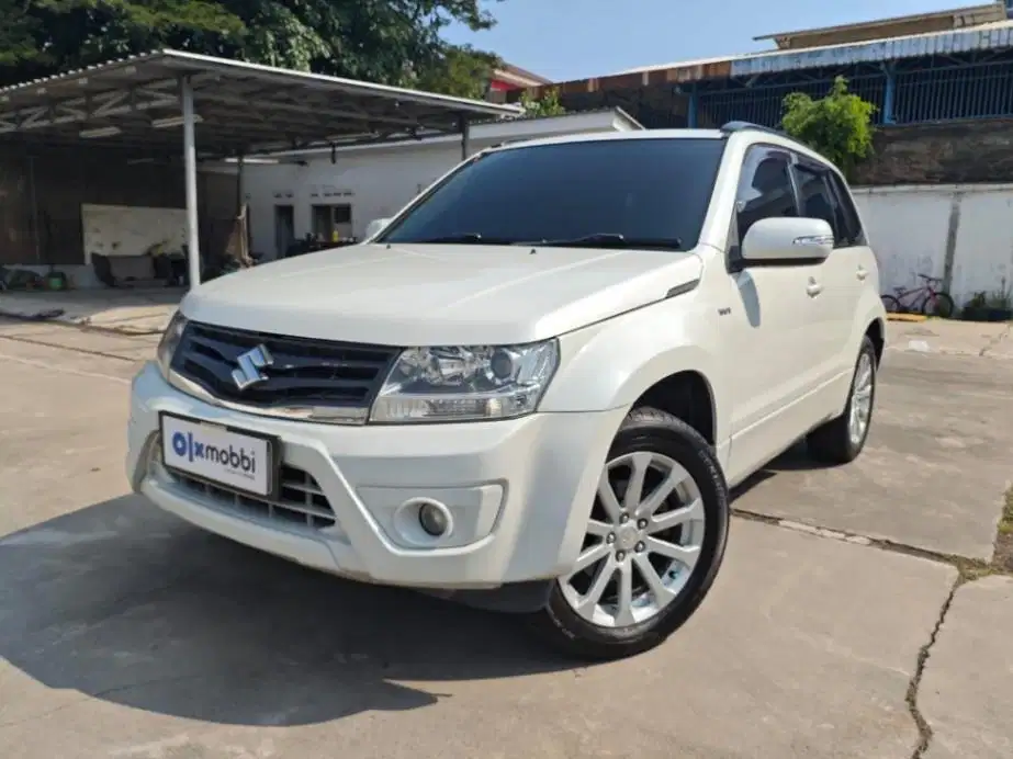 DP MURAH - Suzuki Grand vitara 2.4 Bensin-AT 2015 Putih