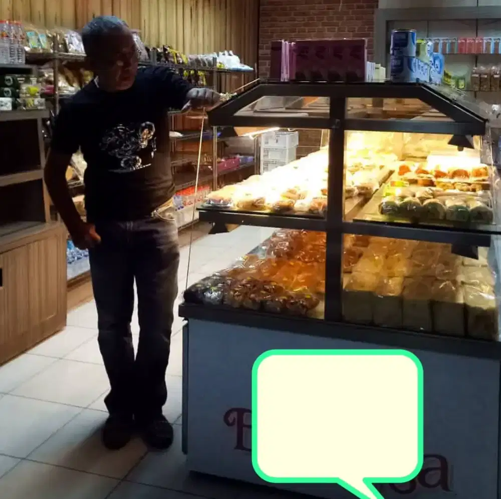 Showcase Bakery 2 Unit