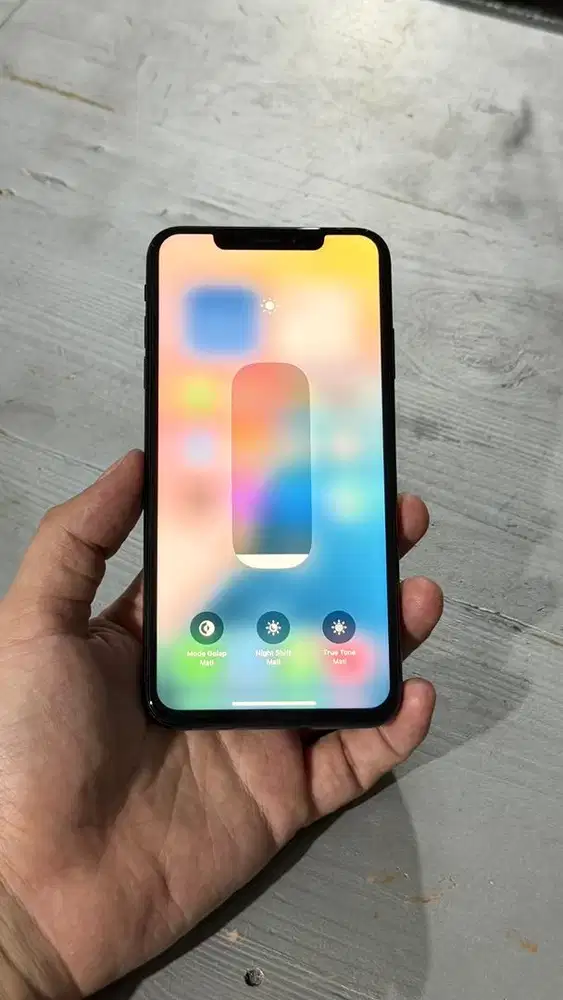 Iphone Xs max 64GB Grey Terdaftar Hp charger