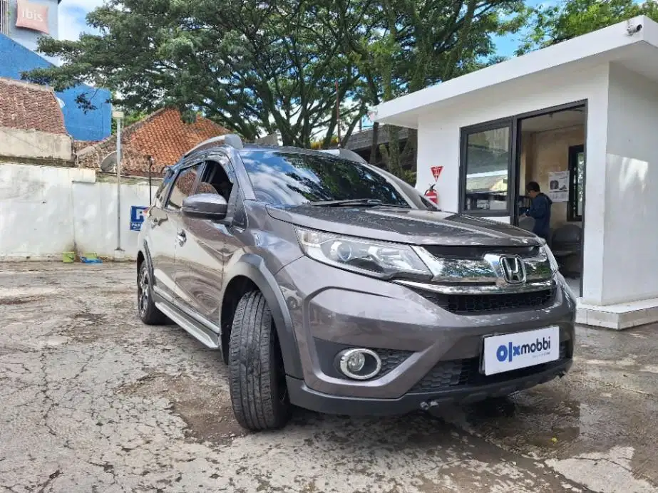 DP MURAH Honda BR-V 1.5 Prestige Bensin-AT 2018  CEYZB