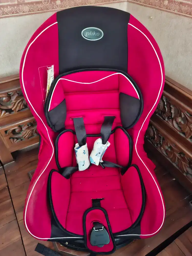Car seat Pliko bekas