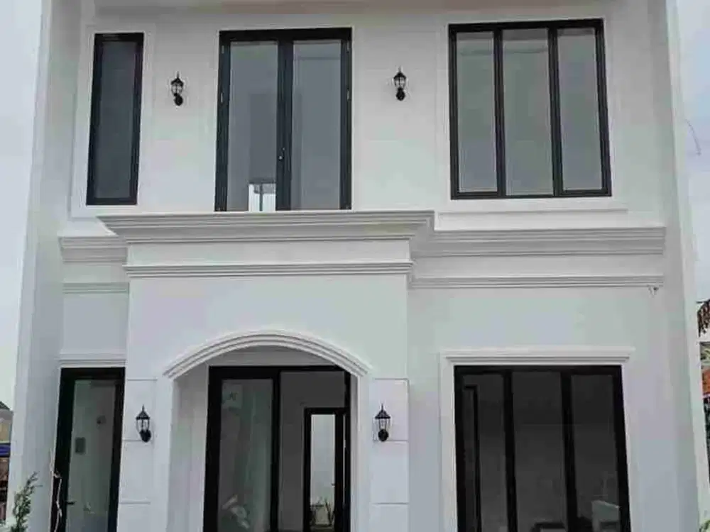 RUMAH MEWAH JATIBENING DALAM KOMPLEK