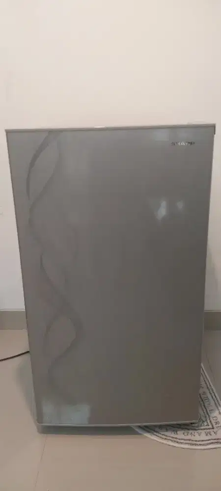 DIJUAL KULKAS SHARP 1 PINTU