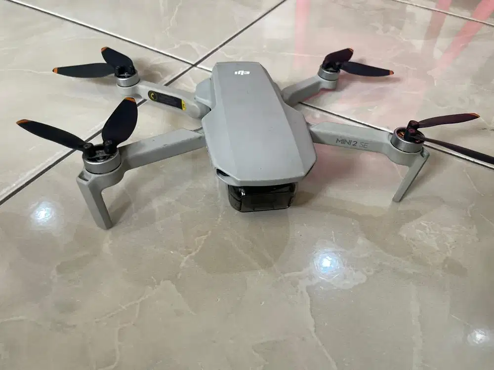 Drone DJI Mini 2 SE fly more combo