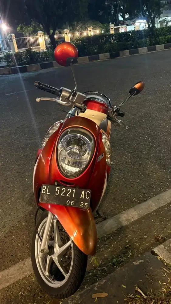 Dijual scoopy 2015/2016 10jt nego ditempat