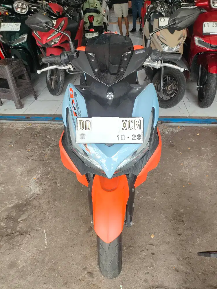 Yamaha Aerox 155cc 2024 biru orange