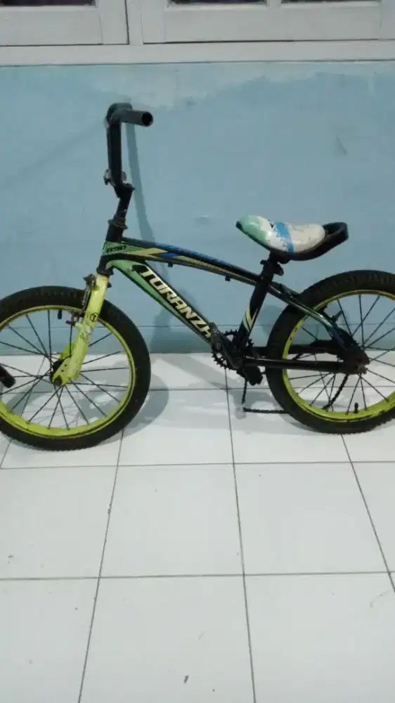 Di jual sepeda merk turanza ukuran anak 7 tahunan