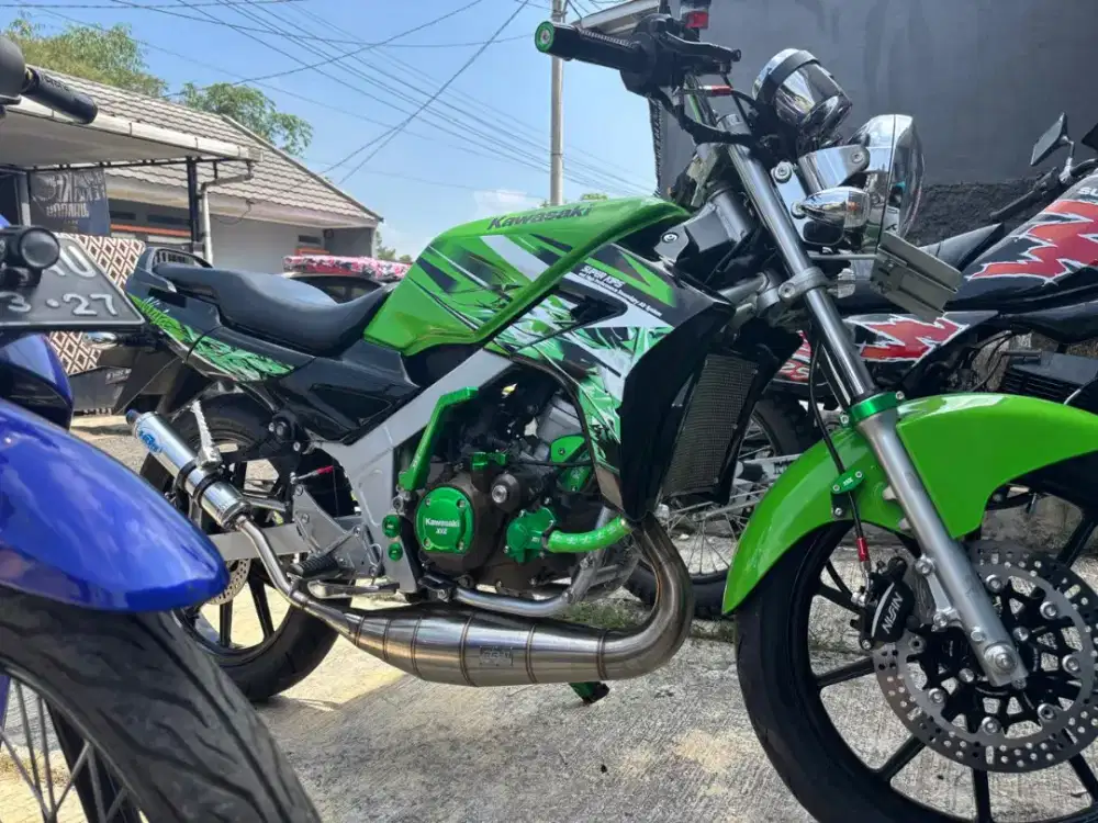 Kawasaki ninja R150 tahun 2008 hijau suriken