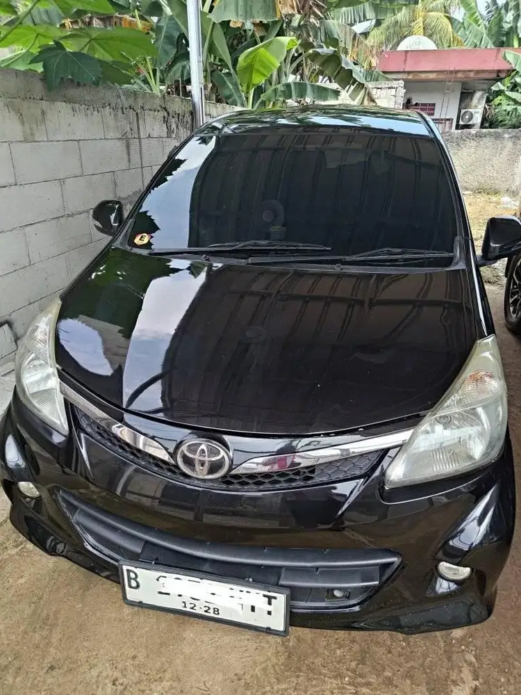 Toyota Avanza Veloz 2012