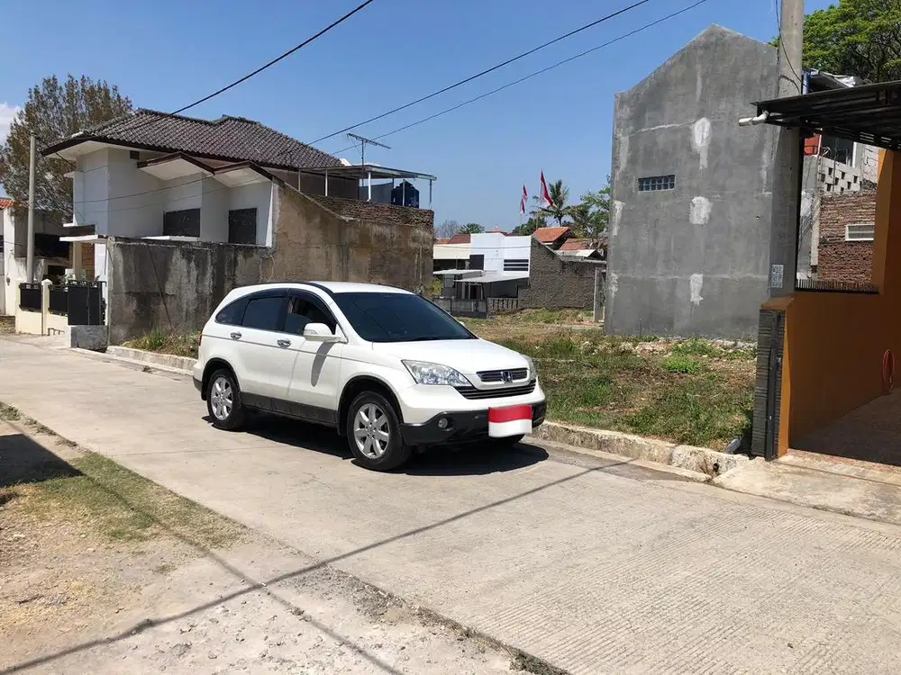 Dijual mobil Honda CR-V