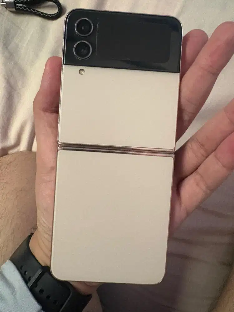 Samsung Flip 4 256GB