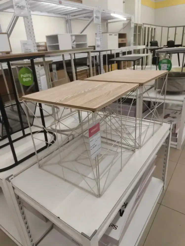 Meja minimalis murah meriah