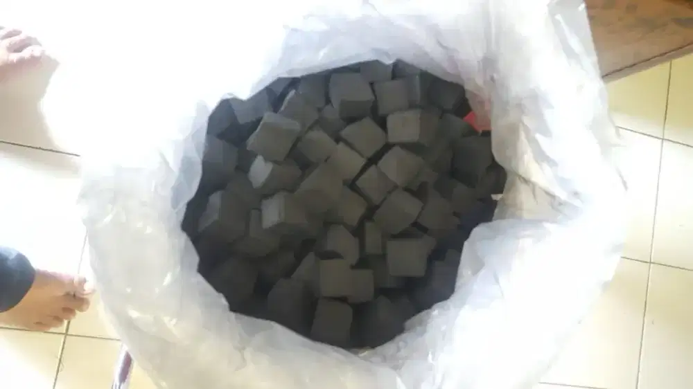 BRIKET POTONGAN SISA EXPORT