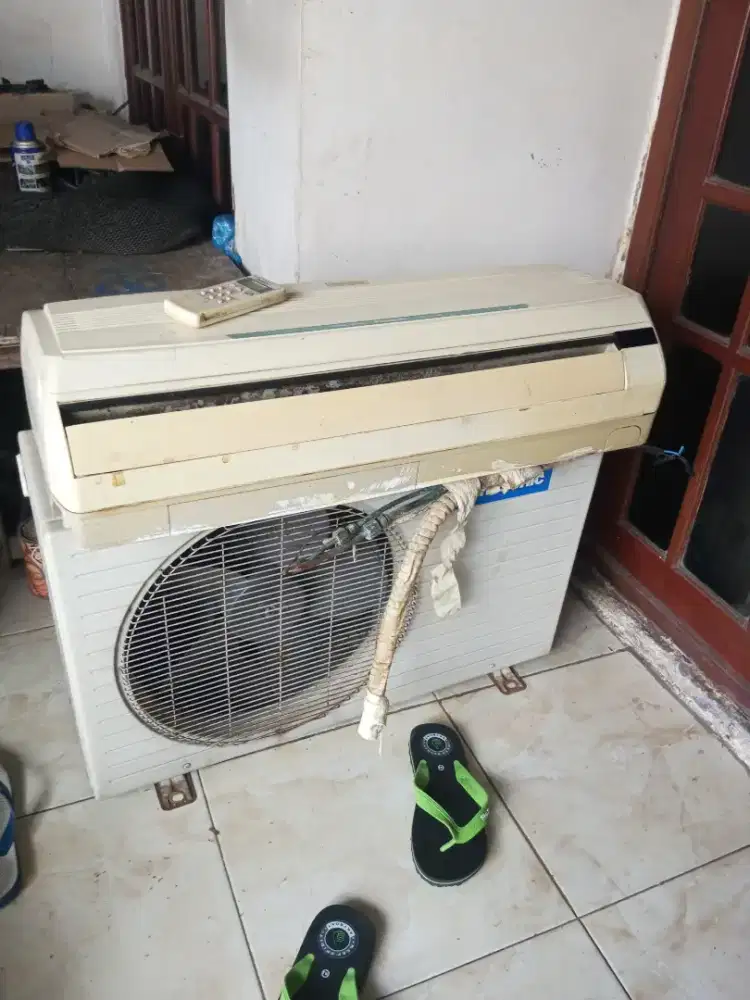 Menerima jual beli AC bekas borong atau satuan
