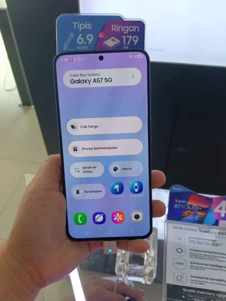 Kredit handphone murah ITC Roxy mas Jakpus syarat KTP aja
