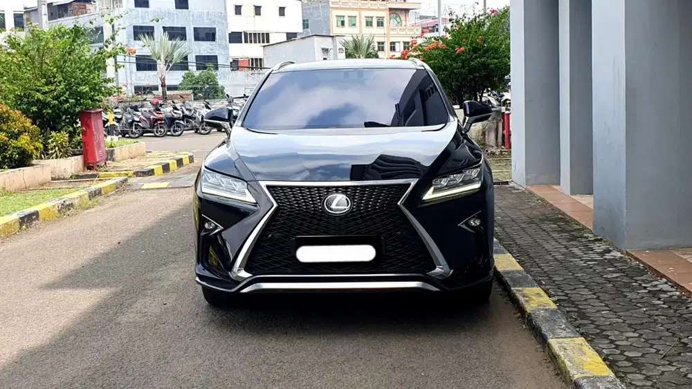 Km 29rb lexus rx300 f sport 2019 hitam