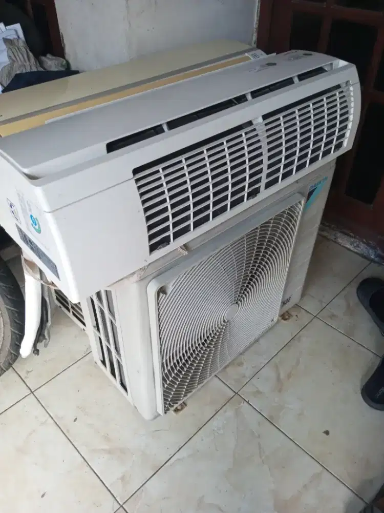 Menerima jual beli AC bekas borong atau satuan